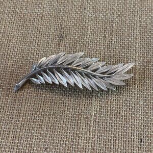 Vintage Trifari Fern Leaf Brushed Silver Tone Brooch